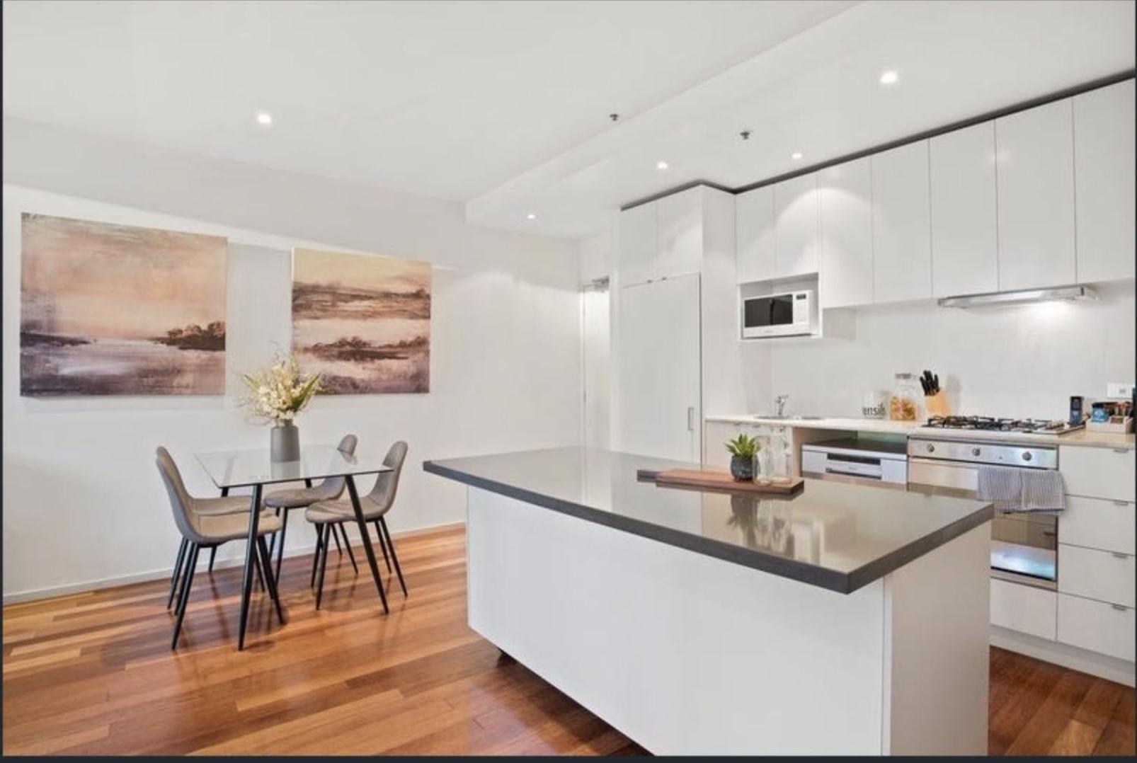 Readyset Apartments At Liberty Melbourne Dış mekan fotoğraf